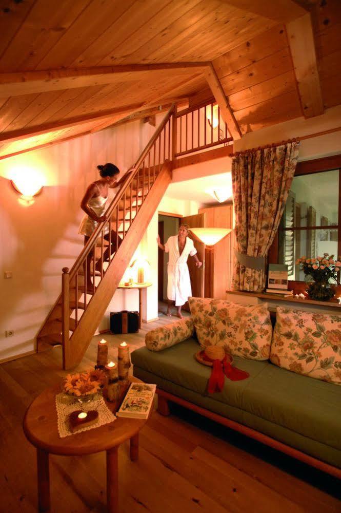 Taubers Bio Vitalhotel Кьенес Экстерьер фото